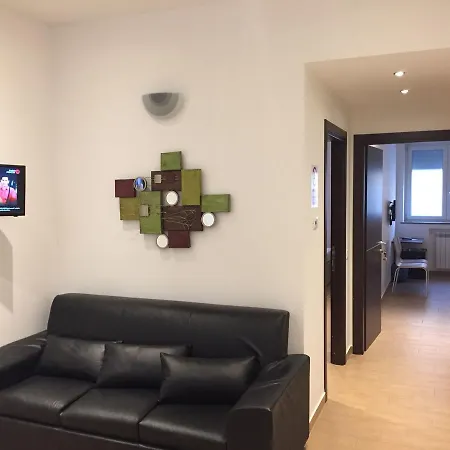Kings Of Rome Apartments-2