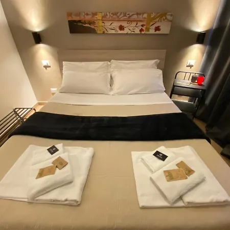 Kings Of Rome Apartments-3